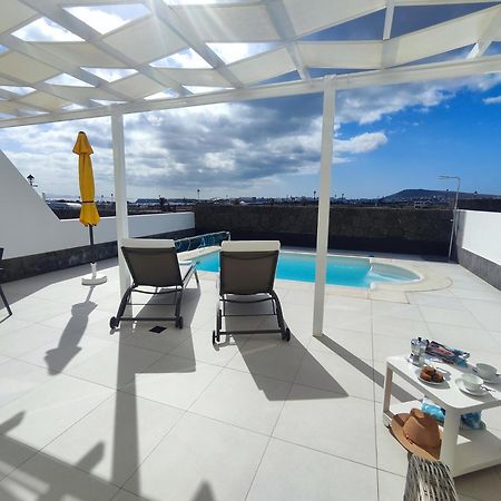 Villa Perla Blanca En Playa Blanca Exterior photo